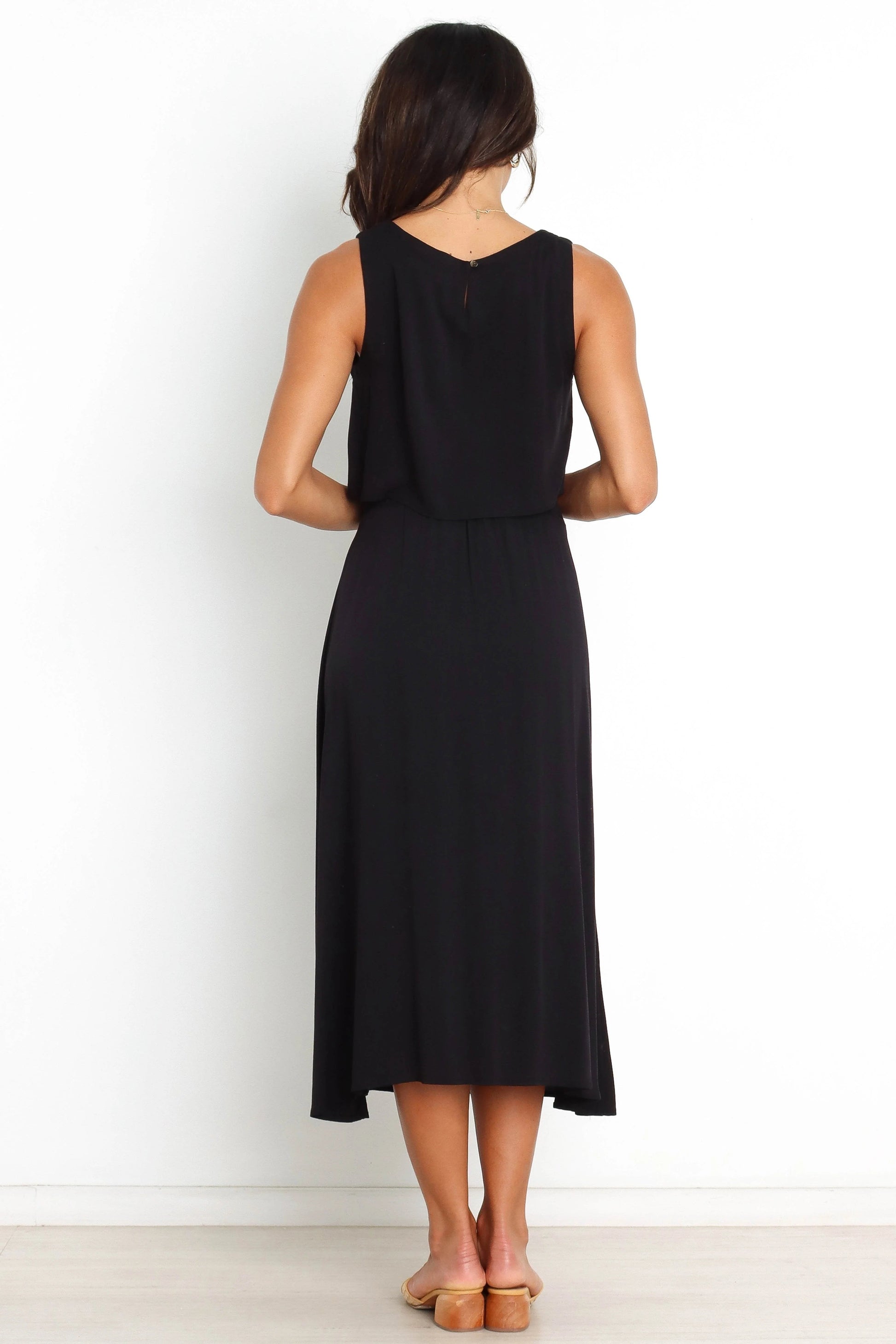 Ava Relaxed Crop Top – Black